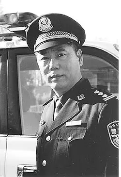李成儒:《重案六组》中的大曾.
