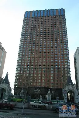 哈尔滨号称最贵的住宅--哈公馆,与香格里拉比肩而立,与爱建社区隔街