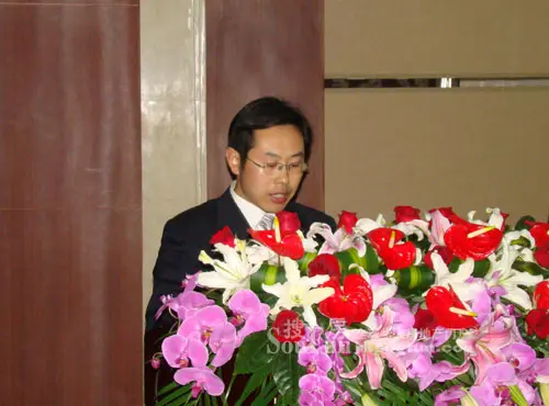 海尔绿城全运村景观工程师 李万东据记者观察,整个报告会都在安静
