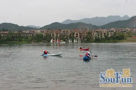 东海61闲湖城"月亮湾"及"别墅湾"豪华游艇出售红树启航二手延吉图片
