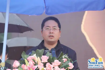 小河区区位副书记,区长钟汰甬