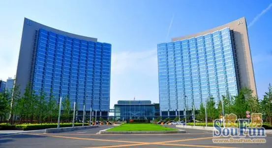 都市之门a,b座(西安高新区管委会永驻之地)