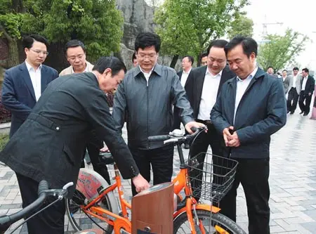 永川区党政代表团赴潼南铜梁学习考察