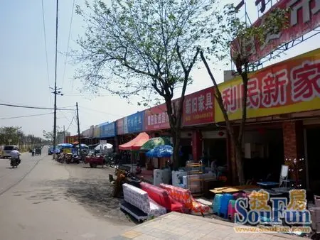 搜房网实地测评成都5月9日拍卖5地金地价值何在