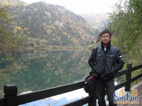 海南富力房地产开发有限公司销售策划部副总经理吕国正