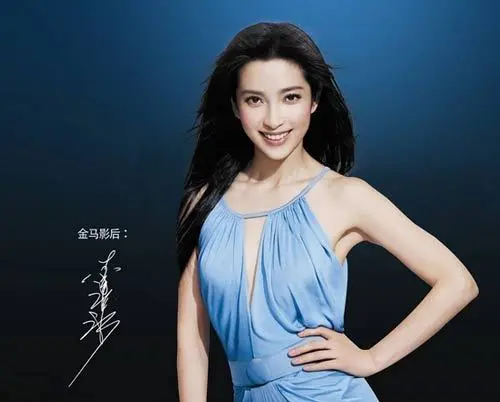 12大美女明星云集 卫浴产品大胆秀出明星脸(组图)