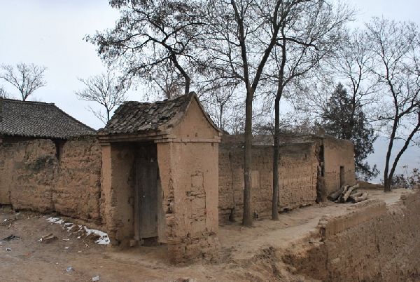 令人心酸的农村房 实拍中国最贫穷的农村