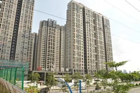 城央公园大社区 万科缤纷四季全新大户型板房初探