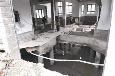 七都18幢别墅擅挖地下室 违建面积可达300㎡