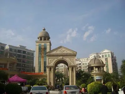 2,万江江滨花园