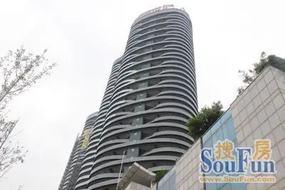 龙湖世纪峰景外立面(来源:房天下)