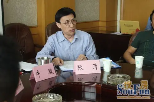 合肥市家装委员会主席张清先生发言