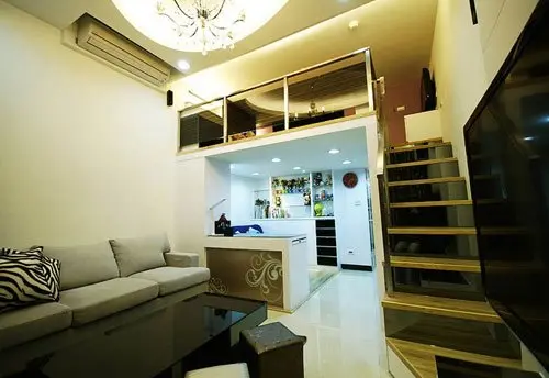 50平米2居loft,35平米loft装修效果图 50平米loft装修显优雅 黑白紫和谐混搭超大气(图)