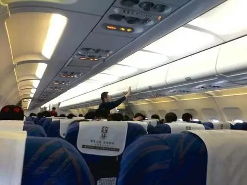东北客户乘搭飞机