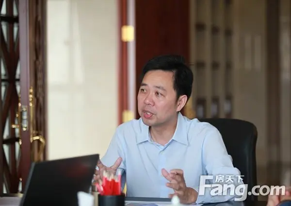弘阳集团董事长,总裁曾焕沙
