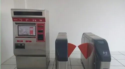 南昌地铁首台自动售票机调试成功年底前将进行安装
