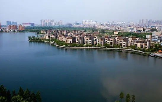 后湖迸发勃勃商机 新世界梦湖香郡坐拥后湖核心
