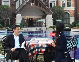  붼