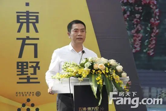 万人看房再现珠海 豪车美女集聚五洲东方墅