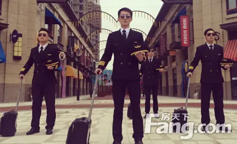 关注未来城 寻找你心目中的captaincool!