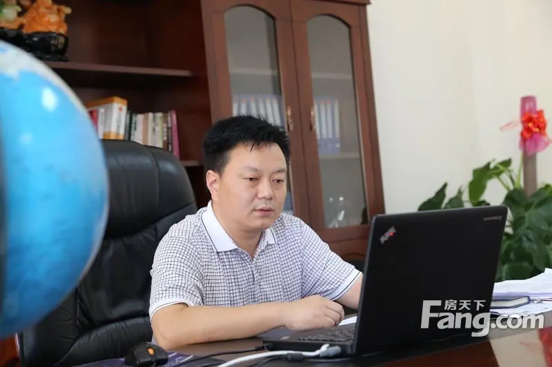 邵阳京都伟业房地产开发有限公司 总经理 李臻