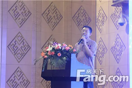 唐山市商务局商贸服务管理处处长孙桂良致辞