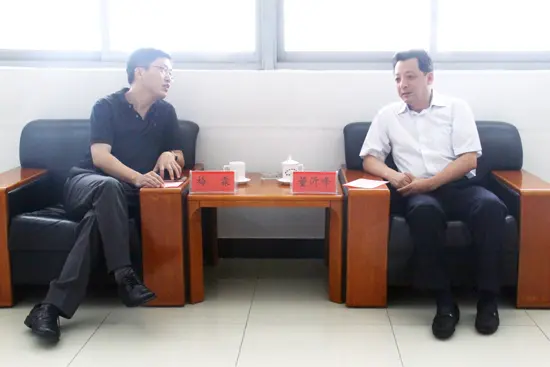 滕州市委常委,副市长程春常, 党组成员,住房城乡建设局局长刘新,市