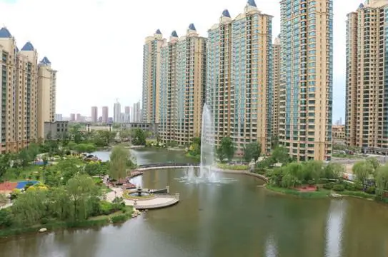 辽阳恒大绿洲位于河东新城黄金区位,北临中华大街,西邻太子河大道.