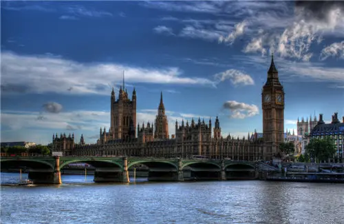 英国2015秋季财政报告总结 大力开发房产