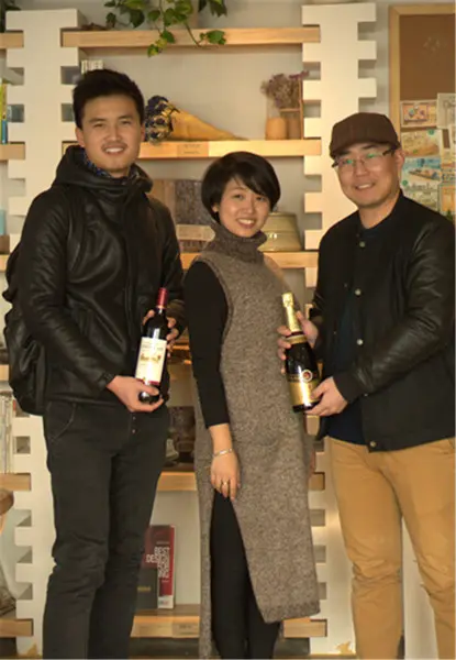 深白设计工作室的设计师李凯的《海河大观》作品,引起了现场的阵阵