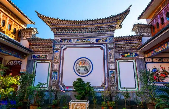 艺术融于自然白族民居的传奇