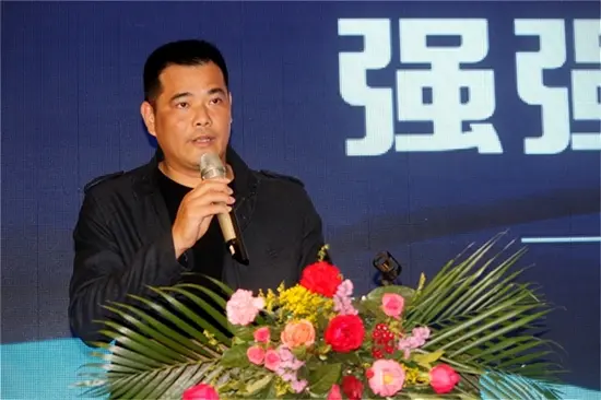 碧桂园集团执行董事兼江中区域总裁杨志成先生致辞