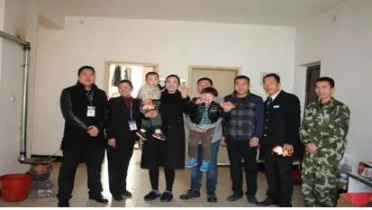 张玉洁和老公平时都忙着公司的工作,两人不在一个部门,儿子又还小