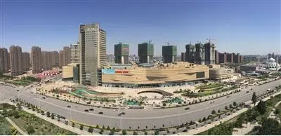 —建发大阅城商业主体,写字楼,凯悦酒店,银川大剧院正在进行内部