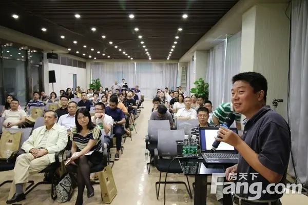 中山大学教授,博士生导师赵勇激情讲演