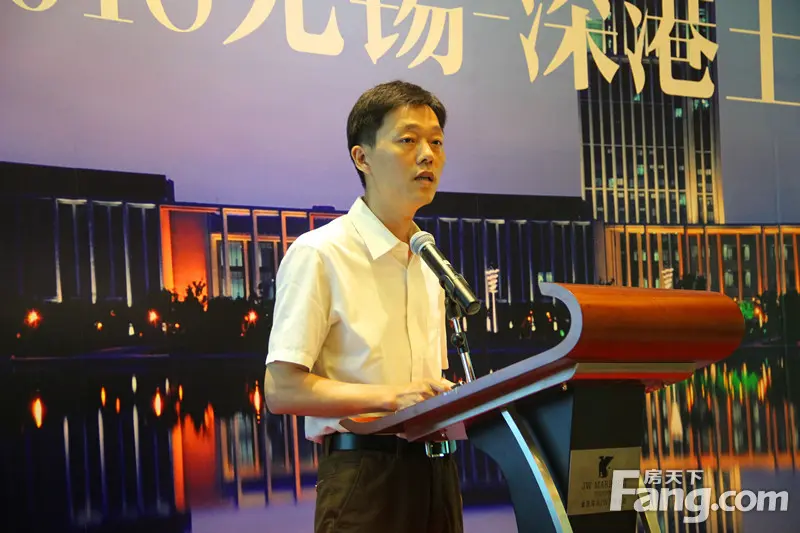 新城建设指挥部室主任,太湖新城发展集团党委书记,董事局主席丁旭初