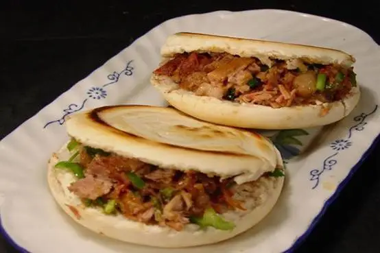 大中华陕西馆:陕西腊汁肉夹馍