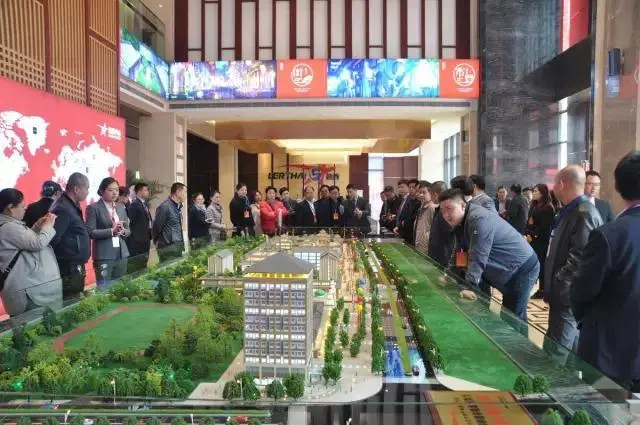 邯郸市人民代表视察团参观考察邯郸勒泰