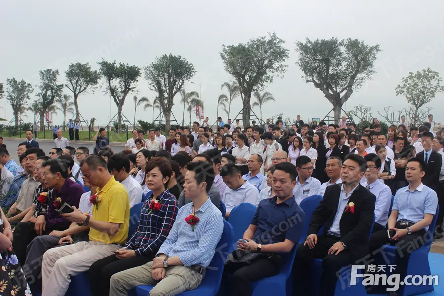 热辣的东海岸新城今日再火一番合群天合名门营销夺目绽放