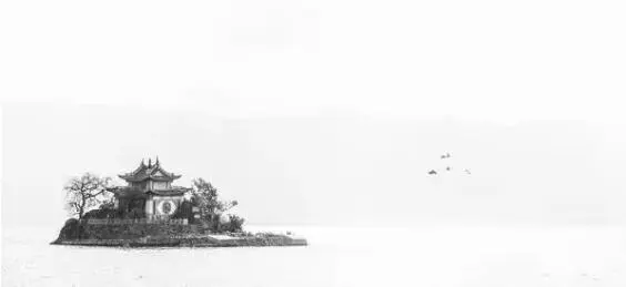 一座别墅 只因这里的时光要流逝的慢些 列宁,在拉兹里夫湖畔搭建陋室