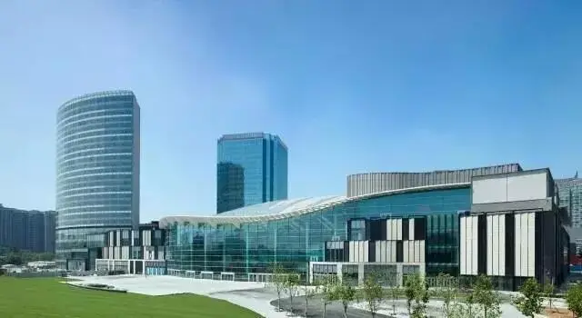 回眸拾年|远洋公司:点亮凝聚情怀的广告现在的城市平面设计商业图片