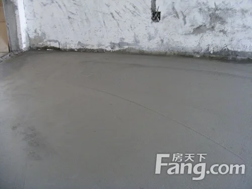 底层处理→粘滴水槽→抹底层砂浆→滴,挡水线→抹面层砂浆→抹踢脚板