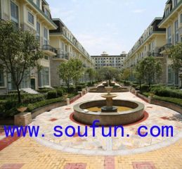 利通天鹅堡 4室2厅 东南