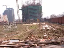 恒茂湖滨 南北通透,采光好 装修好,环镜优美 中间楼层