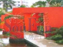 大平层花园中间 位置、两梯两户 一字楼、南向朝花园