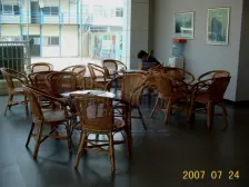 小区管理严谨,居民素质高,绿化高,车位足