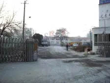 前排小三室,价格可谈 产权清晰可以按揭 价格低