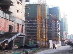 临江楼层好,精装修拎包入住随时可看有钥匙
