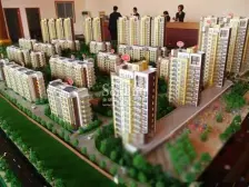 天伦华庭 一楼带负一楼的洋房 得房率高