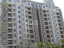 绿地万达双商圈,出行方便,小户型,适合一家三口居住